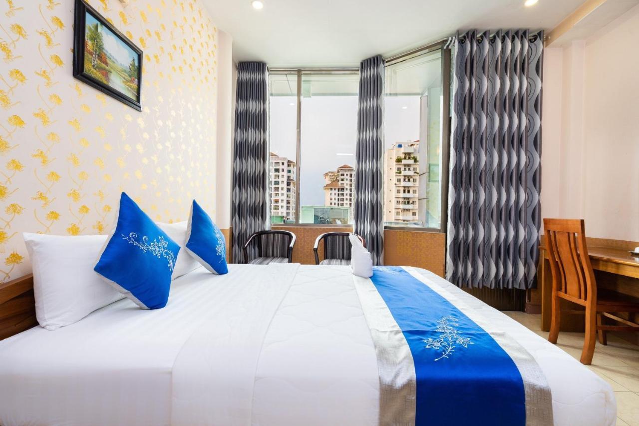 Khach San Hong Phat Ho Chi Minh City Exterior photo